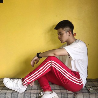 FREE SHIP 99K_ QUẦN ĐỎ SỌC TRẮNG SUÔNG