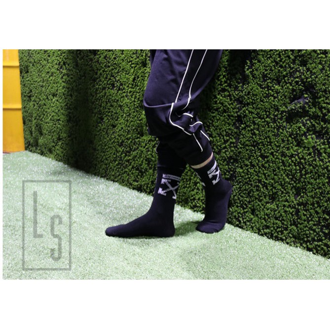 Vớ OFF WHITE ulzzang unisex họa tiết chữ thập [SHOPEE TRỢ GIÁ]