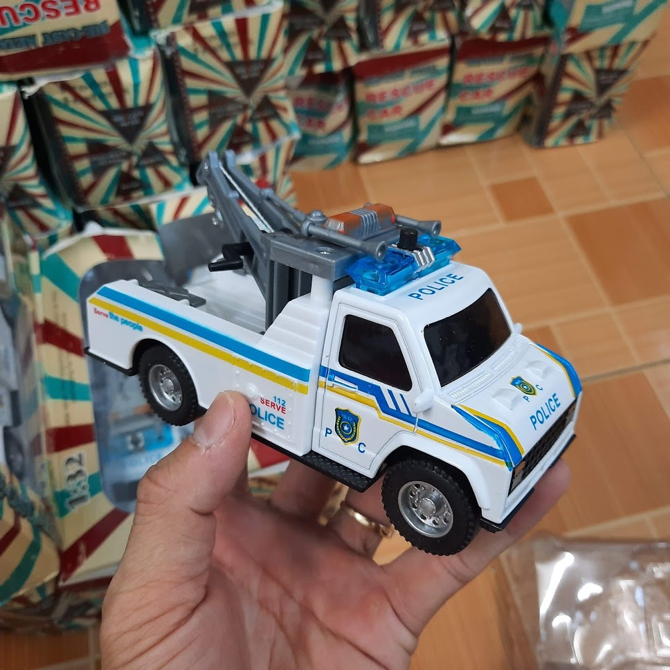 Xe ô tô cảnh sát cứu hộ bằng sắt đồ chơi trẻ em có âm thanh và đèn
