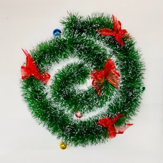 Dây kim tuyến chồn xanh nơ đỏ châu đủ màu trang trí cây thông noel
