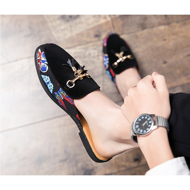 Giày sục da nam [ GIÁ SIÊU RẺ ] Thêu họa tiết bướm bắt mắt , đế cao su êm ái thoải mái. | BigBuy360 - bigbuy360.vn