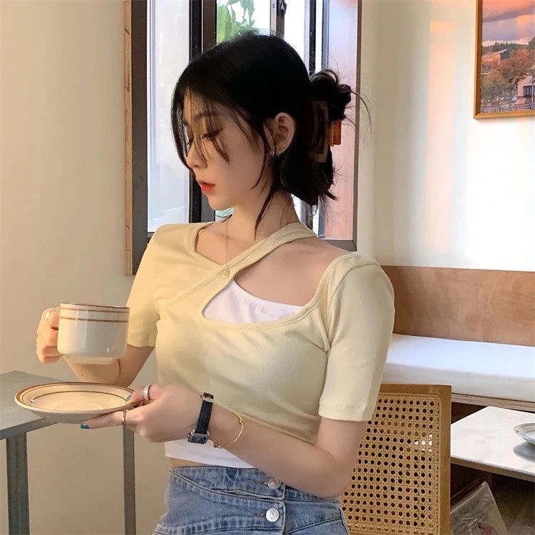 COZOKC COZOK Áo kiểu crop top COZOK tay ngắn hở lưng thiết kế ôm dáng thời trang quyến rũ dành cho nữ