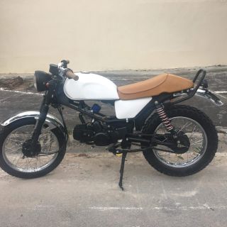 Yên bánh mì - Yên Gù - Yên Gù Cafe racer.