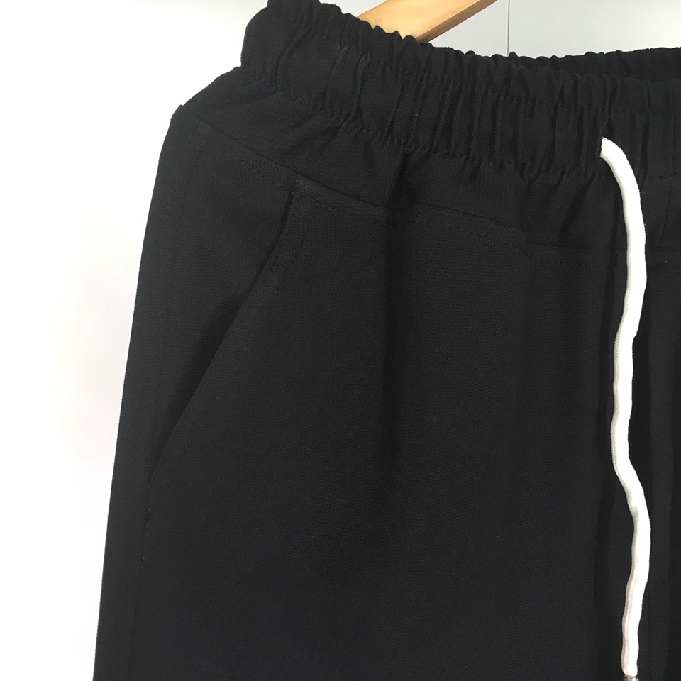 Quần Jogger Túi Hộp Cúc