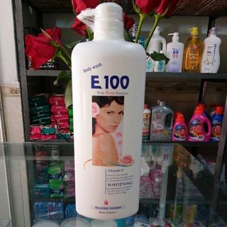 Sữa tắm trắng da E100 hoa hồng 1100ml
