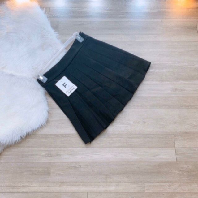 CHÂN VÁY TENNIS VỀ ĐEN