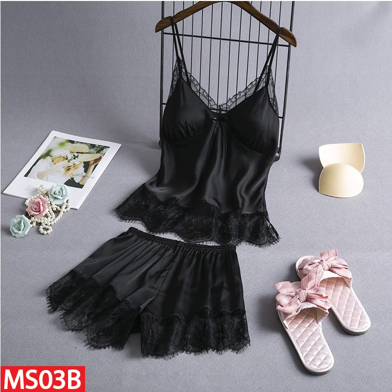 Đồ Ngủ 2 Dây Quần Cộc Ren Xẻ Mặc Nhà Lụa Satin Cao Cấp AMK.10045