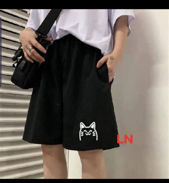 Quần đùi logo đầu mèo tici DAN866
