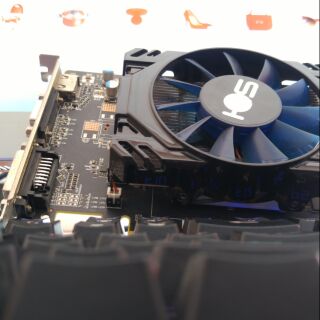 Card màn hình 2g his r7 240