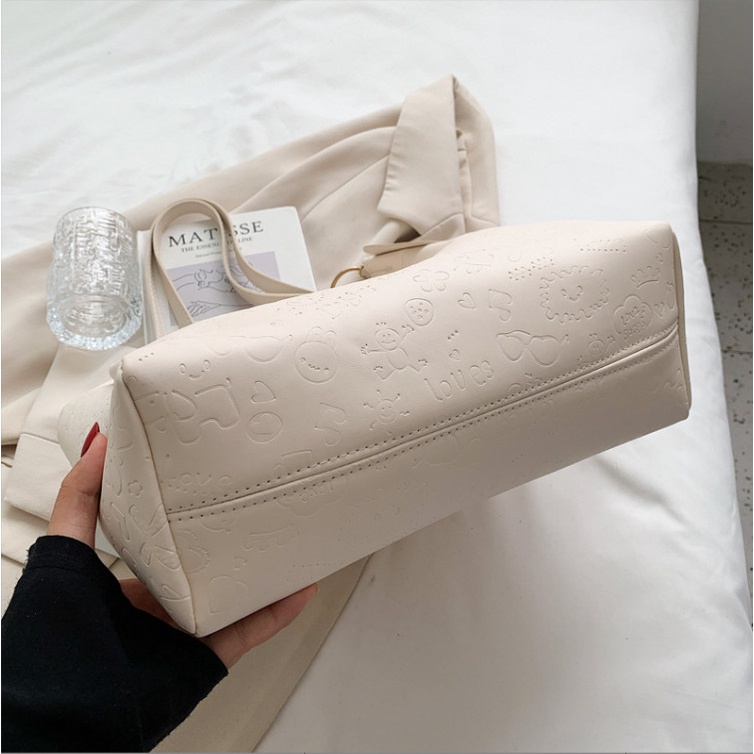 Túi tote nữ da đeo vai họa tiết cute dập nổi BAG U TOTEDN15