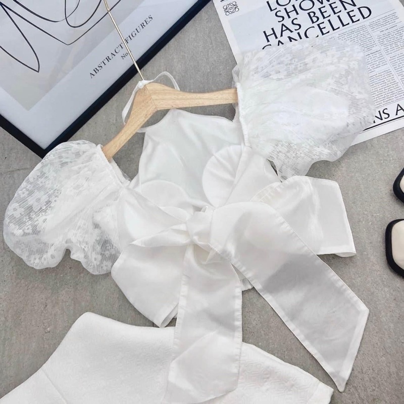 SET ÁO RỚT VAI PHỒNG + CHÂN VÁY TRẮNG