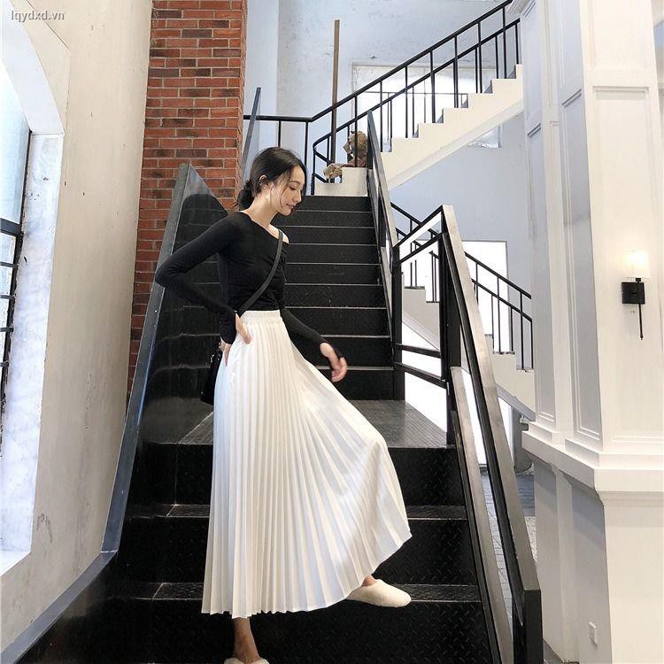 Chân váy xếp ly dài rũ màu trơn phong cách nữ tính