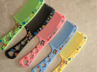 Lược chải tóc 5 màu