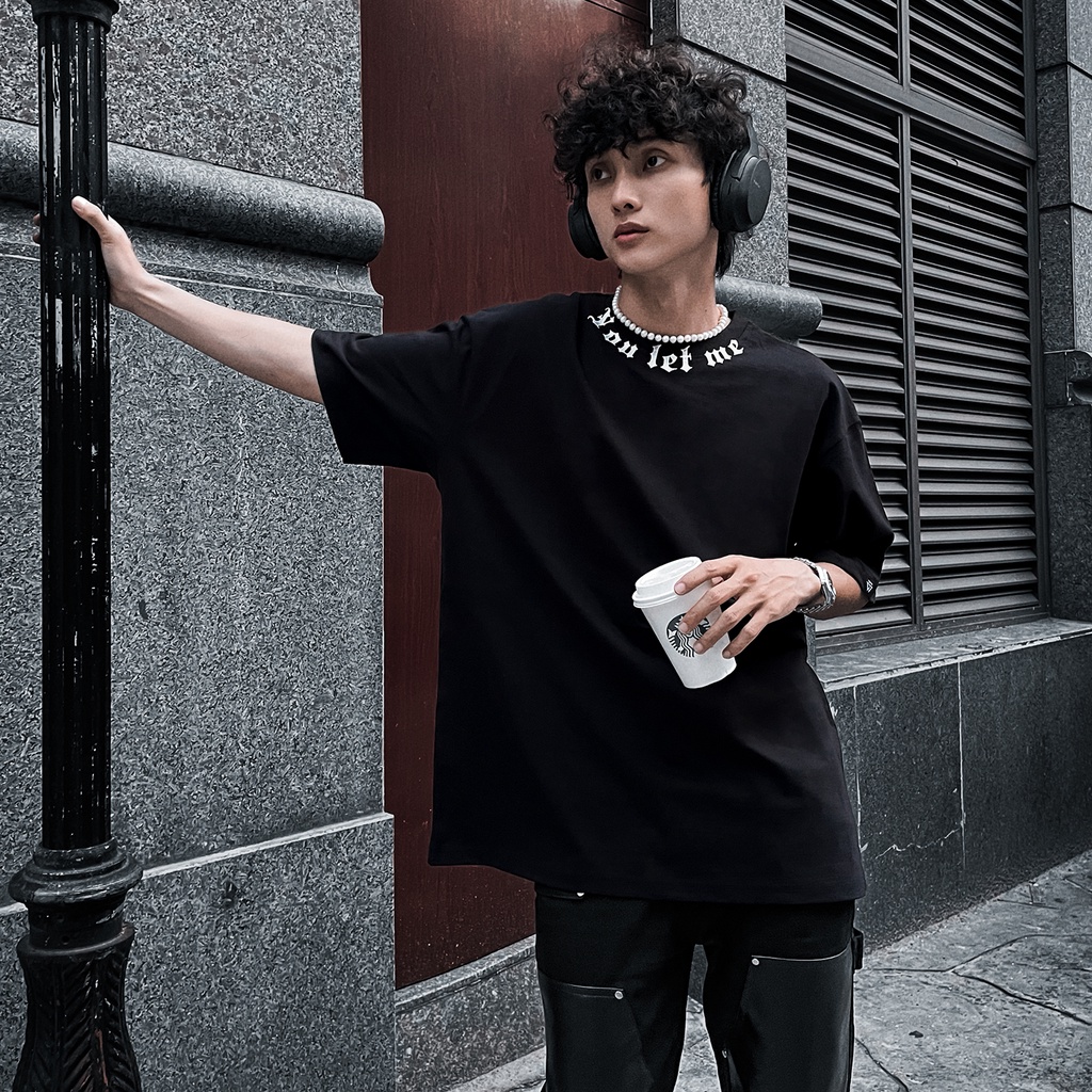 Áo Thun You Let Me Màu Đen In Hình Mặt Người Bằng Công Nghệ In Nổi 3D - Nổi Gân Chất Liệu 100% Cotton Thoáng Mát