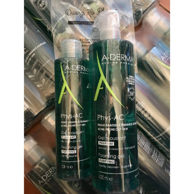 Sữa rửa mặt A- Derma cho da thiên dầu, da mụn, da siêu mẫn cảm.