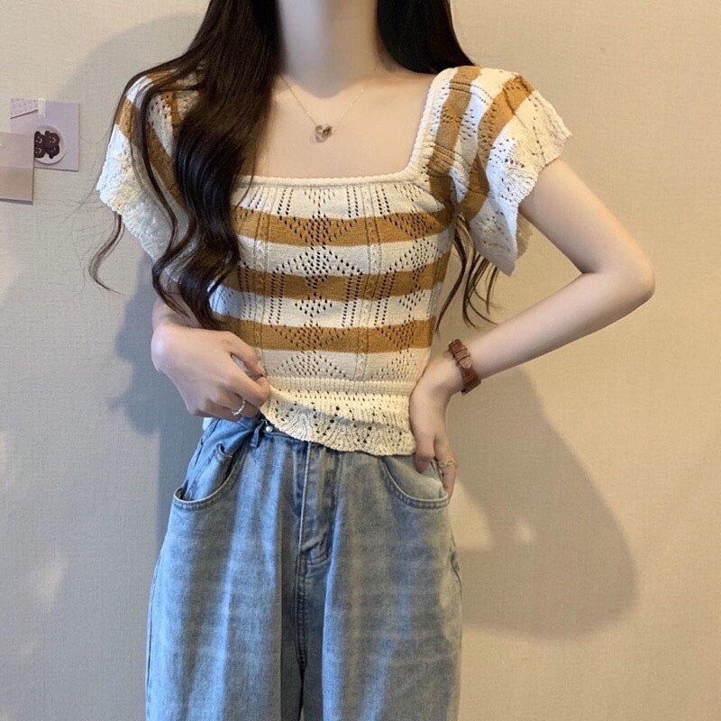 88921. ÁO LEN KẺ SỌC RỚT VAI