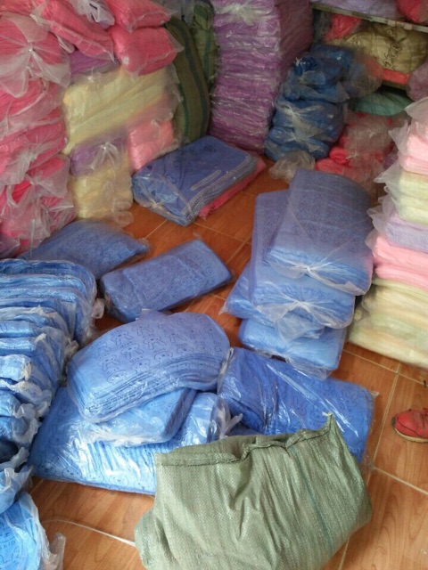 Khăn Tắm 1m4 + 2 khăn Siêu Mịn,Chất Liệu Mềm Thấm Hút, Khô Nhanh