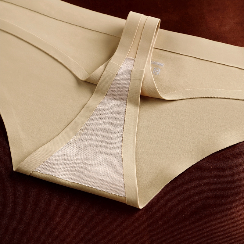 Quần lót lụa mát lưng thấp size M-XL thoải mái cho nữ