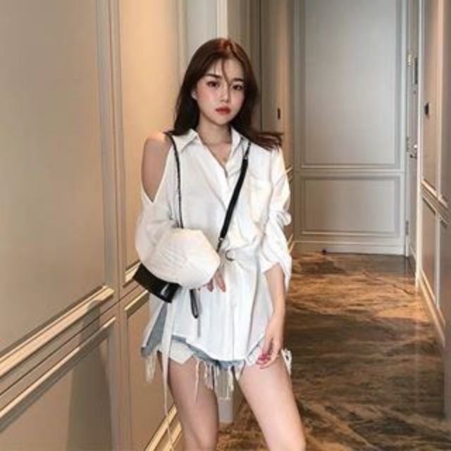Đầm chốt trên live của chị xuanxinh