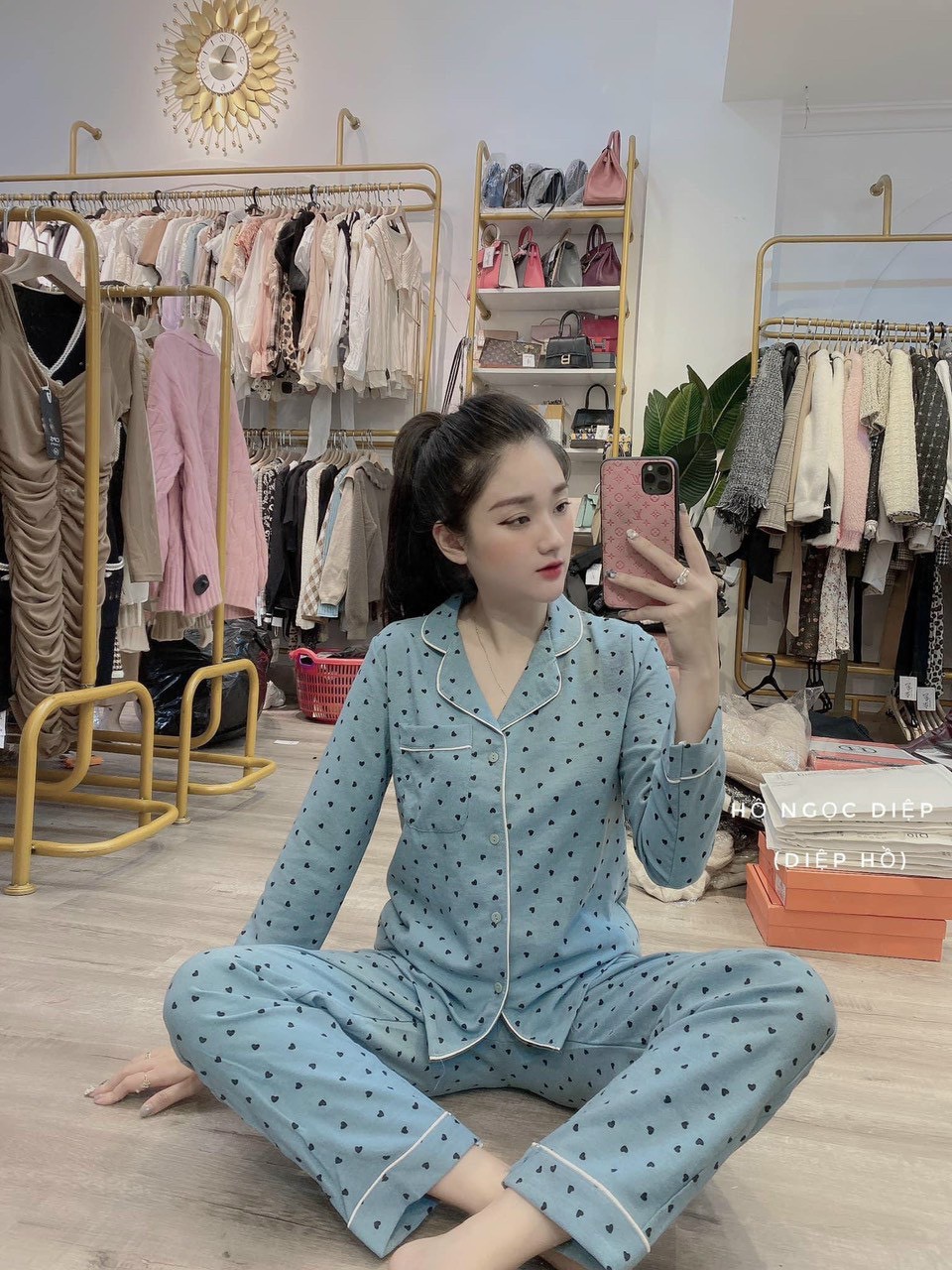 [Rẻ vô địch] BỘ NHUNG TĂM MẶC NHÀ NHIỀU MÀU CHO NỮ | BigBuy360 - bigbuy360.vn