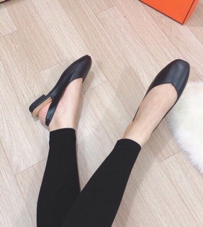 Giày quai hậu hở gót