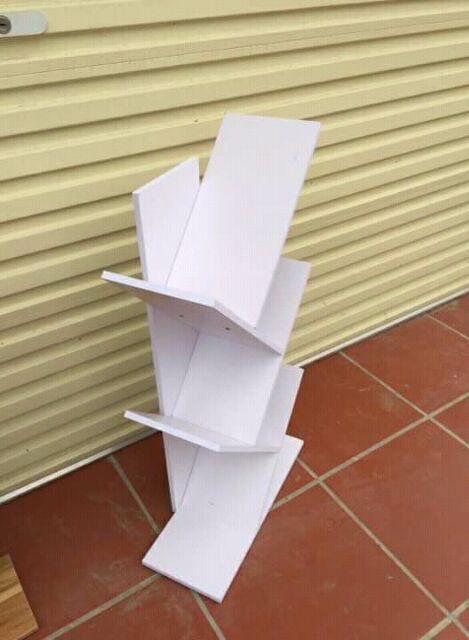 🔥🔥 DUY NHẤT 100 CÁI GIÁ CỰC SỐC  _GIÁ SÁCH XƯƠNG CÁ 5 TẦNG ( vân gỗ, trắng, đen, vân đen) sẵn hàng | BigBuy360 - bigbuy360.vn