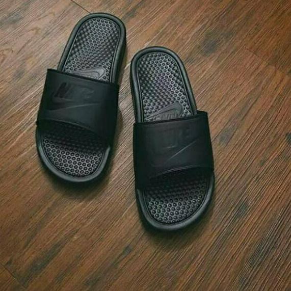 Giày Sandal Nike Benassi Swosh Mbg-770 Chính Hãng