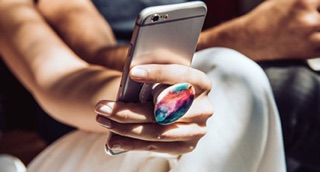 Giá đỡ điện thoại popsocket tông tím aesthetic