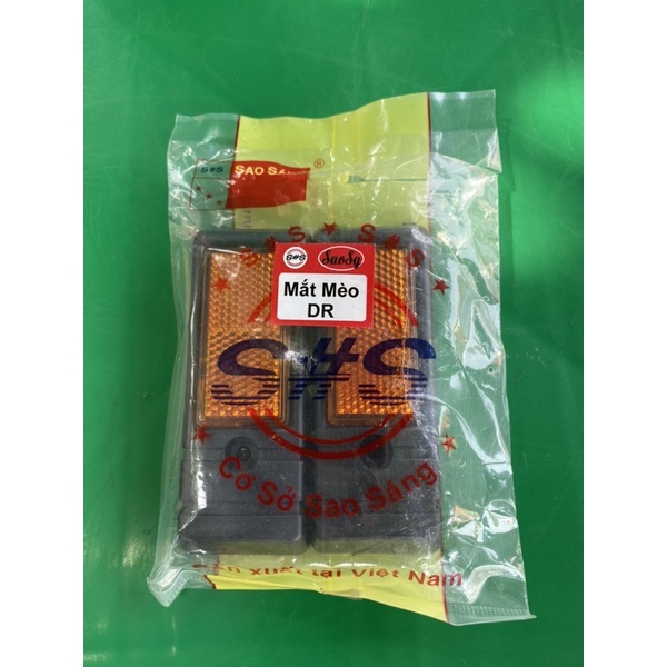 Mắt mèo xe Dream ốp phản quang