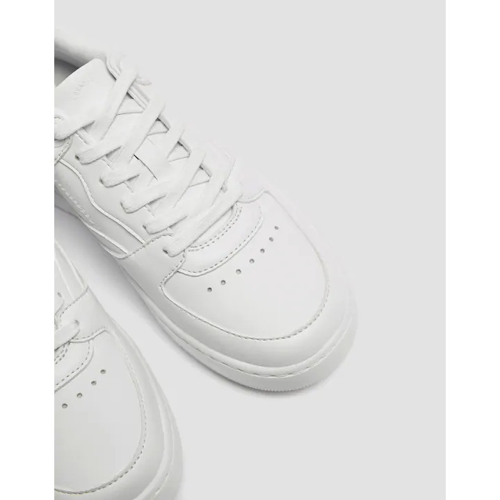( Nhắn shop trước khi đặt ạ) Giày trainer Pull&Bear trắng All white trainer sẵn size35, 36,37