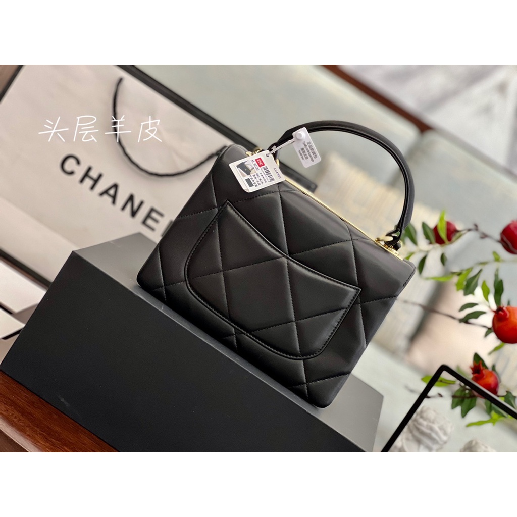 Túi xách nữ có quai đeo vai da thật Channel, kiểu dáng sang trọng, thời thượng