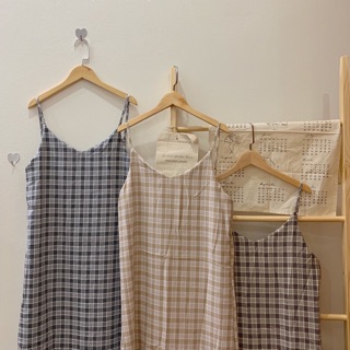 Váy maxi 2 dây kẻ