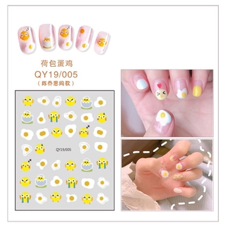 Dán nail xinh xắn