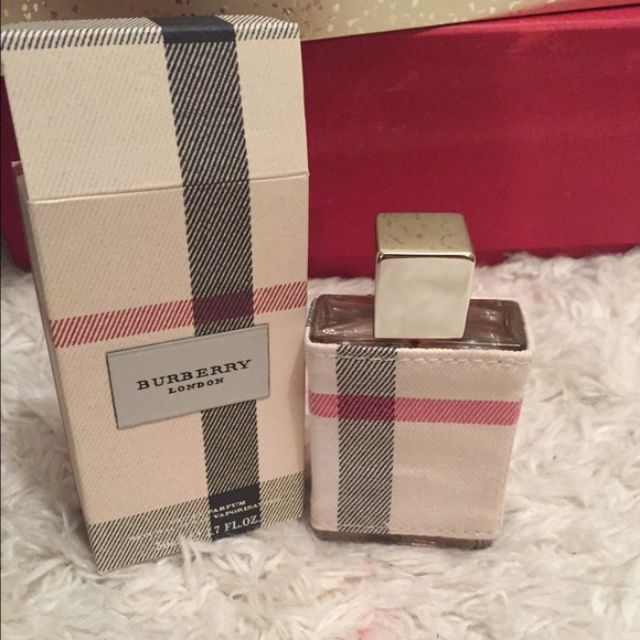 NƯỚC HOA BURBERRY LONDON FOR WOMEN