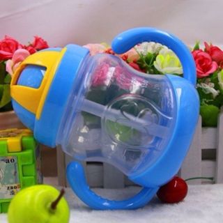 Bình đựng nước trẻ em có ống hút