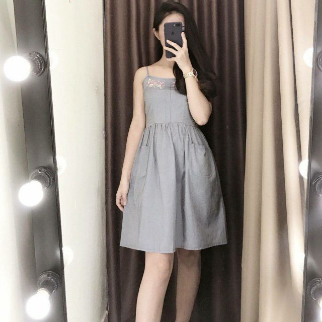 Váy 2 dây vải thô bò