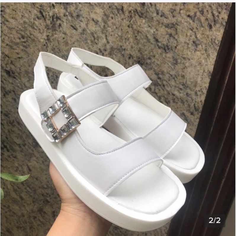 Sandal khuy đá vuông siêu nhẹ