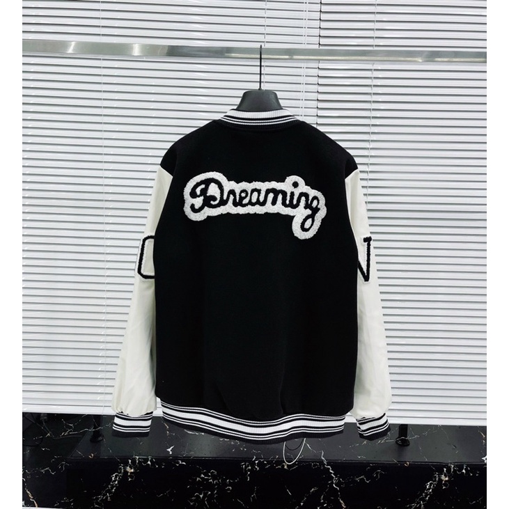 Áo khoác varsity nam nữ Luonvuituoi chất dạ thêu logo chữ bông xù Dreaming sau áo phối tay da trắng