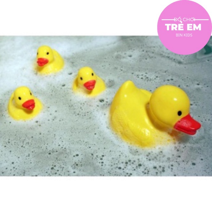 Vịt chíp thả bồn tắm (gồm 1 vịt mẹ và 3 vịt con) ngộ nghĩnh phát ra âm thanh khi bóp