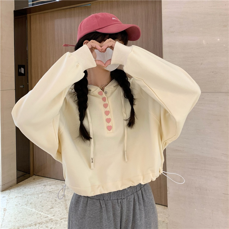 Áo Hoodie Ngắn Dáng Rộng Eo Cao Cài Nút Trái Tim Nhỏ Mùa Thu Mới Phổ Biến