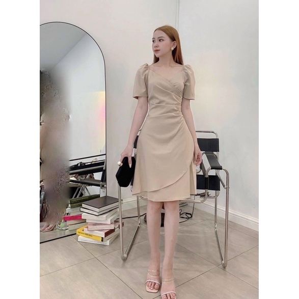 Đầm cổ v xếp li eo 2 màu