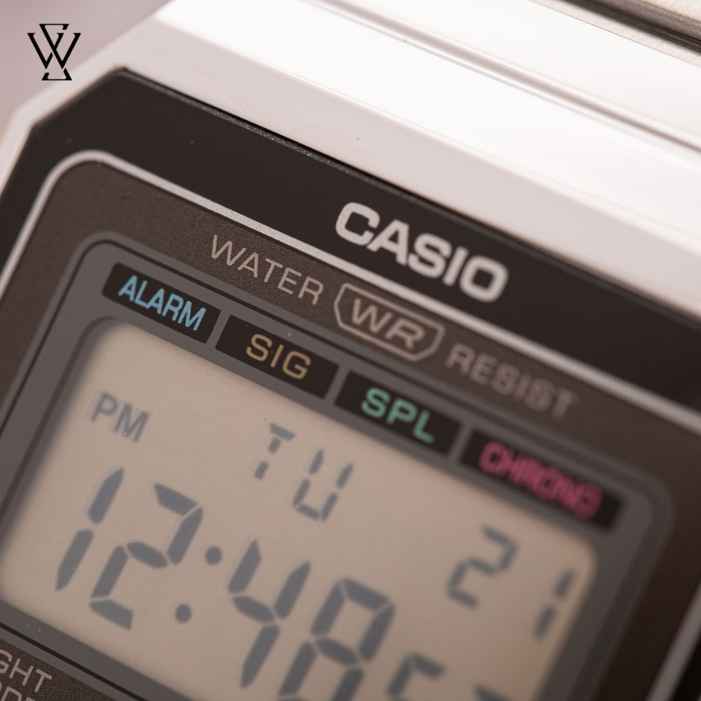 Đồng Hồ Điện Tử Unisex Casio WATCHSTORE A700W-1ADF Thiết Kế Mặt Kính Khoáng 35.5mm, Dây Đeo Kim Loại, Vỏ Nhựa Bền Bỉ