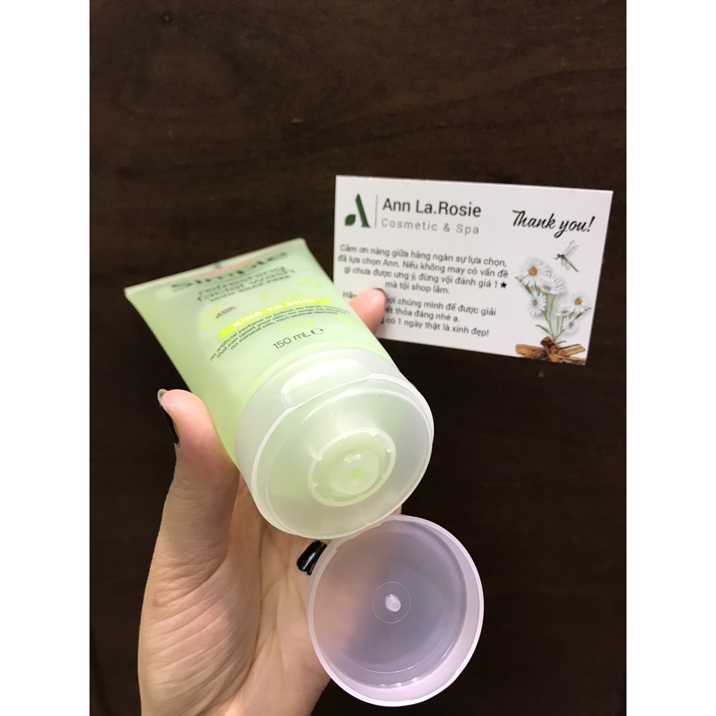 Sữa rửa mặt dạng Gel Simple Refreshing Facial Wash 150ml | BigBuy360 - bigbuy360.vn