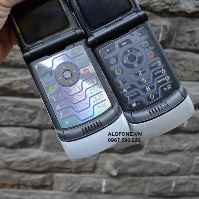 GIÁ KỊCH SÀN Điện Thoai Nắp Gập Motorola V3i Loại 1 Phím Thép Zin Không Tróc Sơn GIÁ KỊCH SÀN | BigBuy360 - bigbuy360.vn