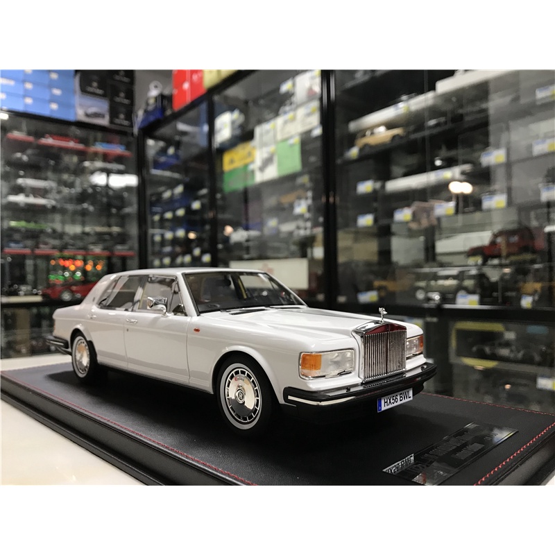 Đồ chơi cho bé trẻ em figure mô hình trang trí trưng bày decor bàn làm việc cao cấp giá rẻ xe hơi oto rolls royce 1985 K