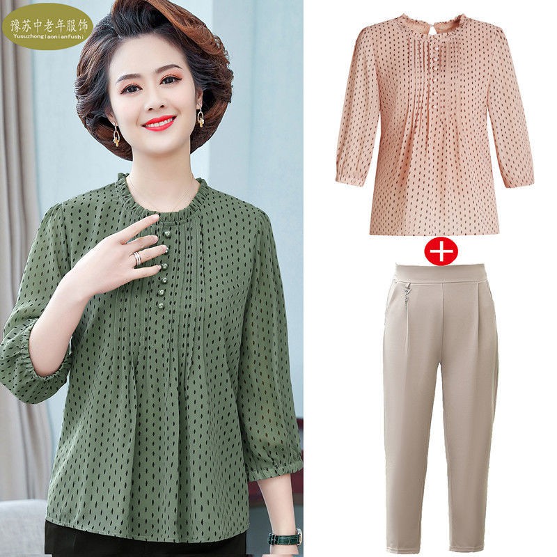 Áo sơ mi voan mùa hè của mẹ là rộng Phụ nữ 40 tuổi 50 trung niên mặc nhỏ trong xuân và trông mỏng kiểu phương Tây