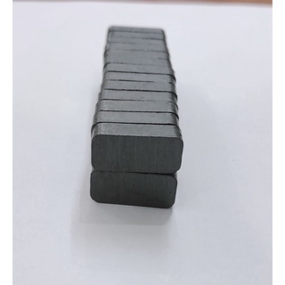 50 viên nam châm đen 20x10x5mm