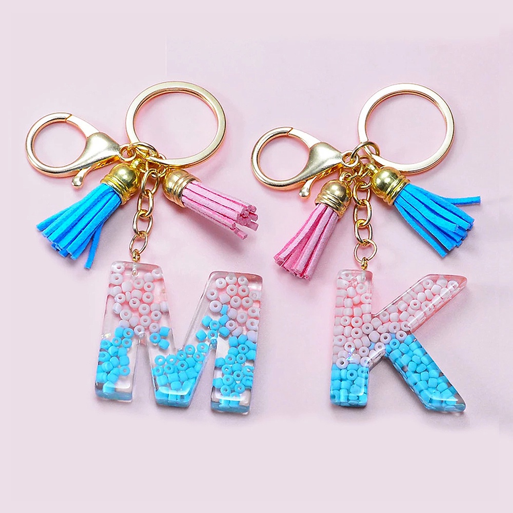 Móc Khóa Đính Hạt Nhựa 26 Chữ Cái A-Z Gắn Núm Tua Thời Trang Cho Nam Nữ