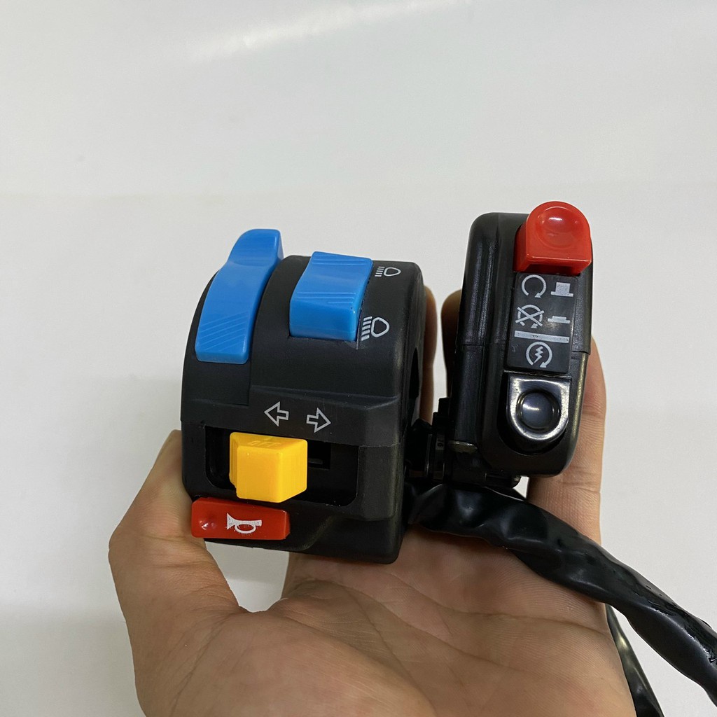 Bộ Cùm Công Tắc Fz (2 Món Như Hình) Dành Cho Mọi Loại Xe Máy