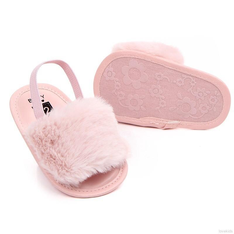 Giày sandal phối lông đáng yêu cho bé